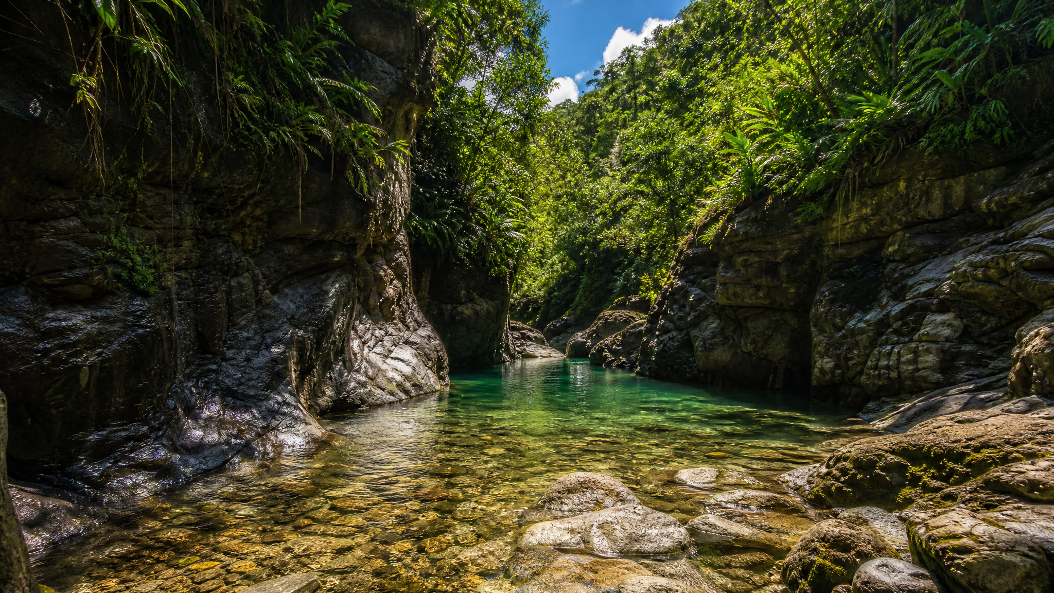 activité-sportives-canyon-de-la-rivière-Moustique